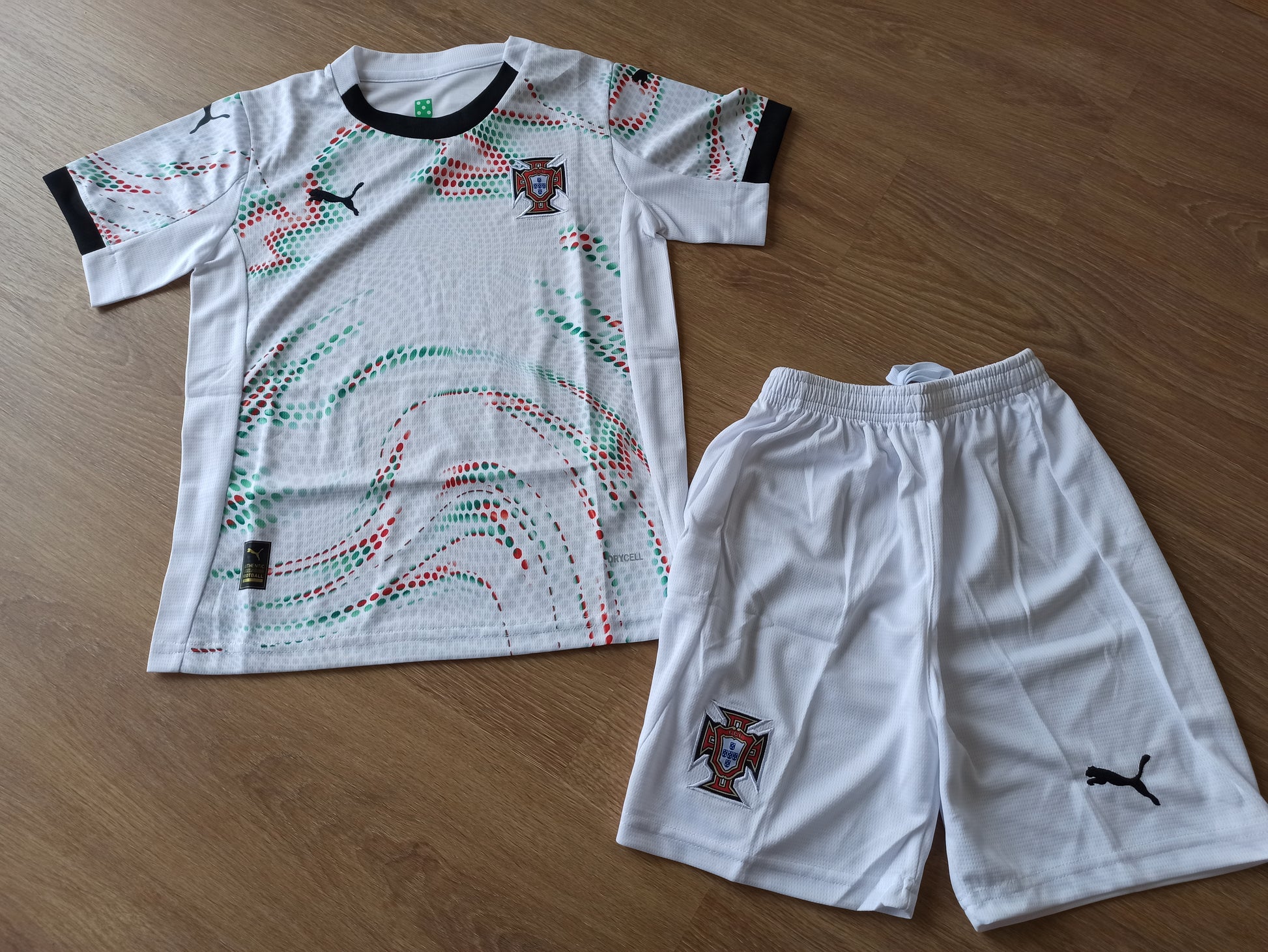 Conjunto Criança Portugal